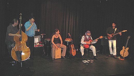 Foto - Rosie Geisler - beim Auftritt im Bochumer Kulturrat am 05.05.07